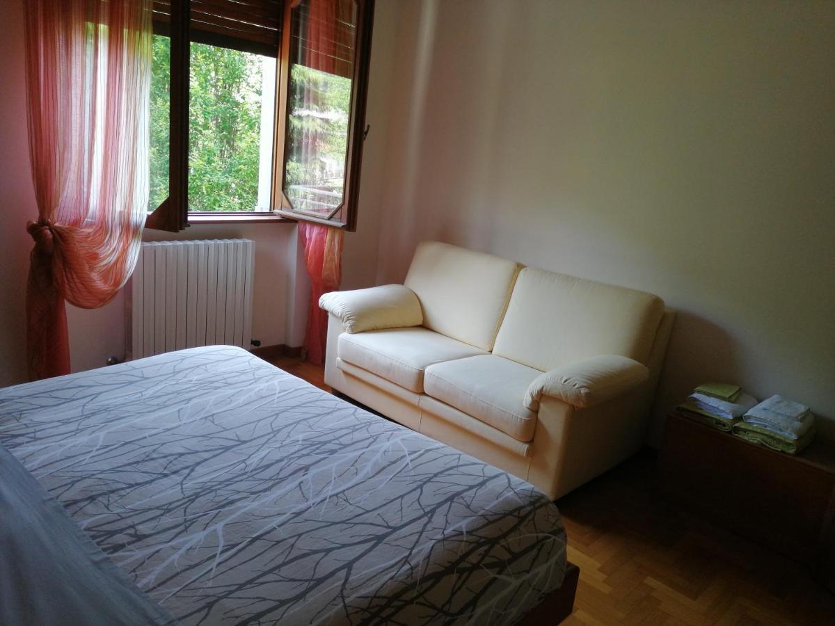 Casa Vacanze Donatella Carenno Buitenkant foto