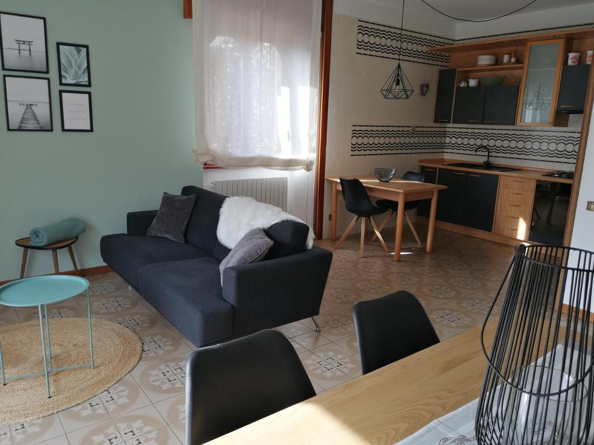 Casa Vacanze Donatella Carenno Buitenkant foto
