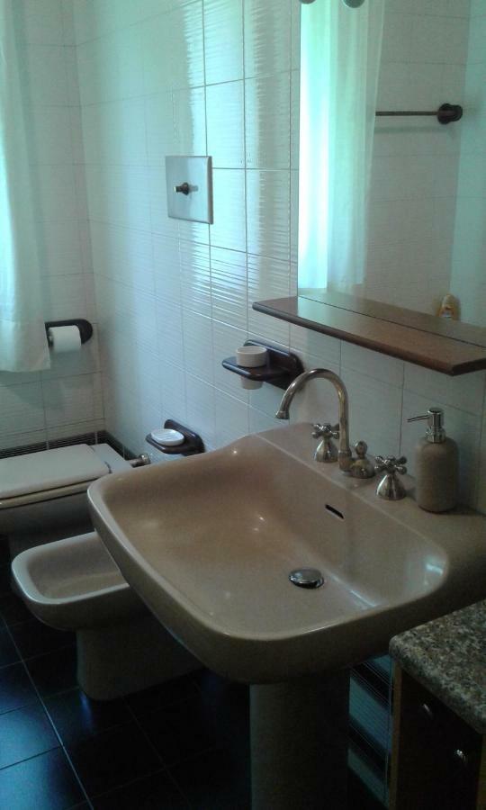 Casa Vacanze Donatella Carenno Buitenkant foto